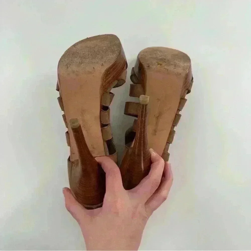 Stuart Weitzman womens platform ankle booties size 8.5 tan nubuck leather